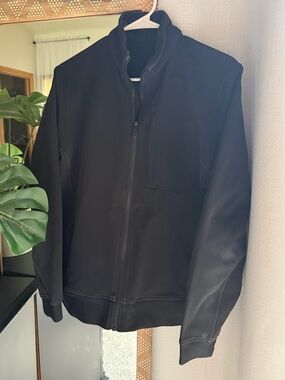 Men's medium Lululemon Black Full-Zip Jacket